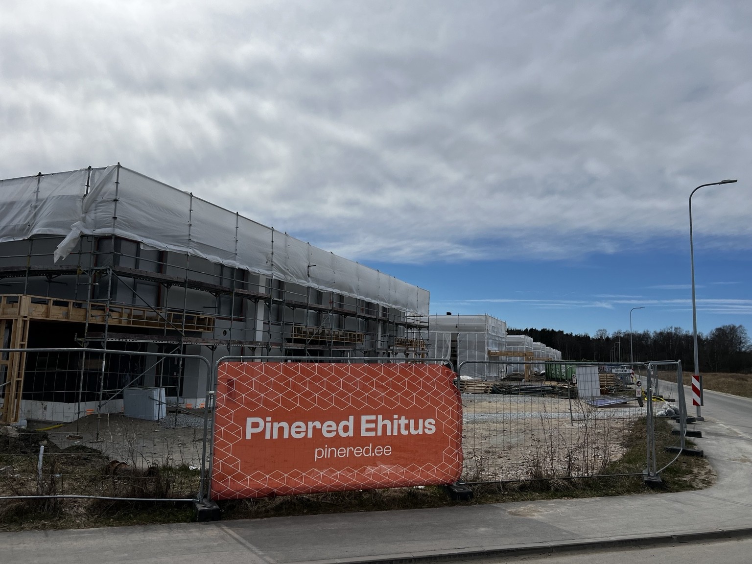 Betoonpõrandate ehitus ridaelamuarendusele Järvekülas